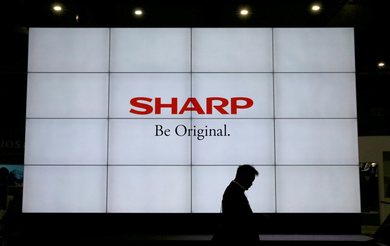 夏普运营利润暴跌41%，或退出智能手机OLED面板市场