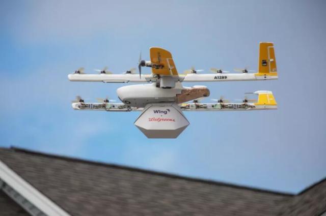 谷歌成功完成全球首个商用无人机递送服务