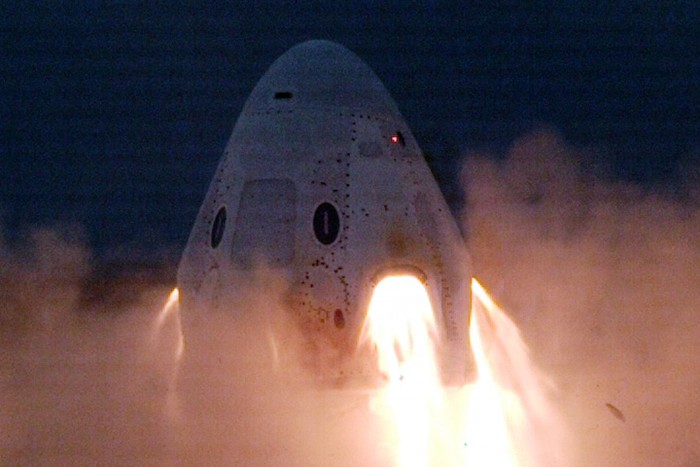 滴滴顺风车重启；SpaceX星际飞船MK1测试中发生意外事故