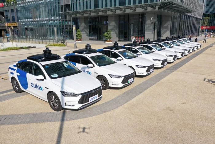 FCA与AutoX宣布今年晚些时候在国内部署无人出租车服务