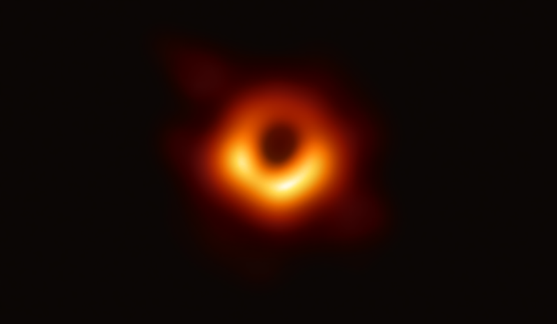 EHT发布全球第二张黑洞照片，颠覆人类对喷射流状态的认知