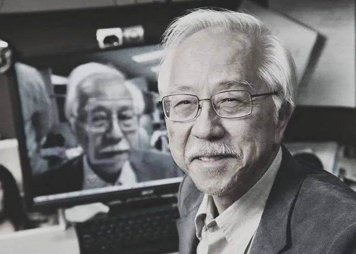 华人计算机视觉鼻祖、双院外籍院士黄煦涛逝世；三星将推出首款弹出式摄像头手机