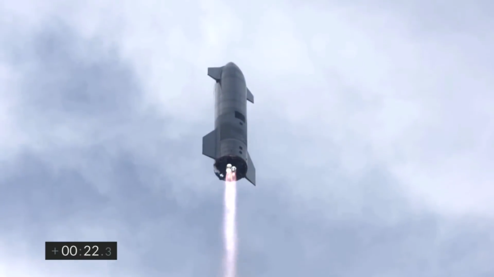 这次终于没爆炸，SpaceX旗下SN15成功试飞