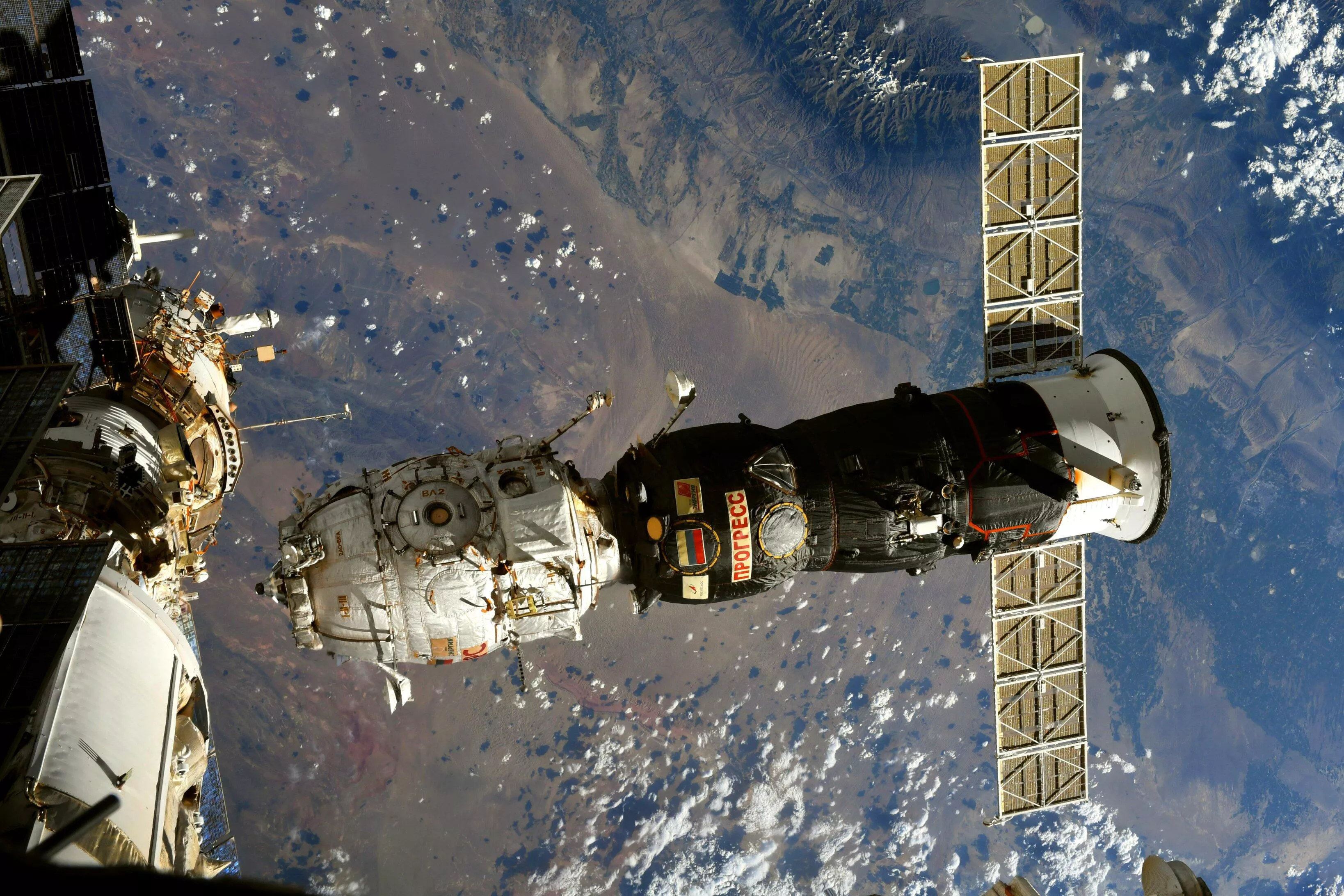 俄罗斯“鸽王”终上天，沉寂26年今晚对接国际空间站，为了它还烧掉一个对接舱