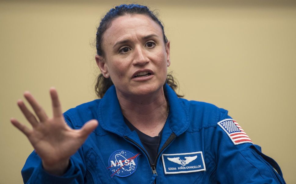 太空冷战？俄罗斯点名NASA女宇航员搞破坏！或直接加入中国空间站计划