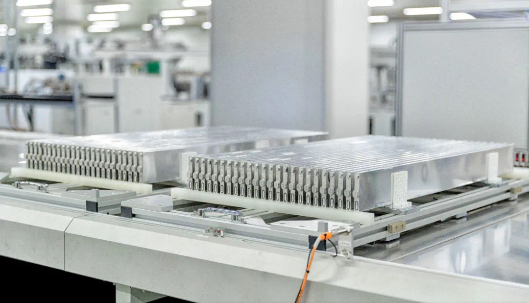 传比亚迪计划提价锂电池：不低于20%，11月开始执行