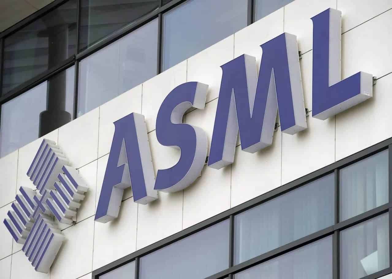 ASML CEO：芯片制造商在未来两年内都会遇到设备短缺问题