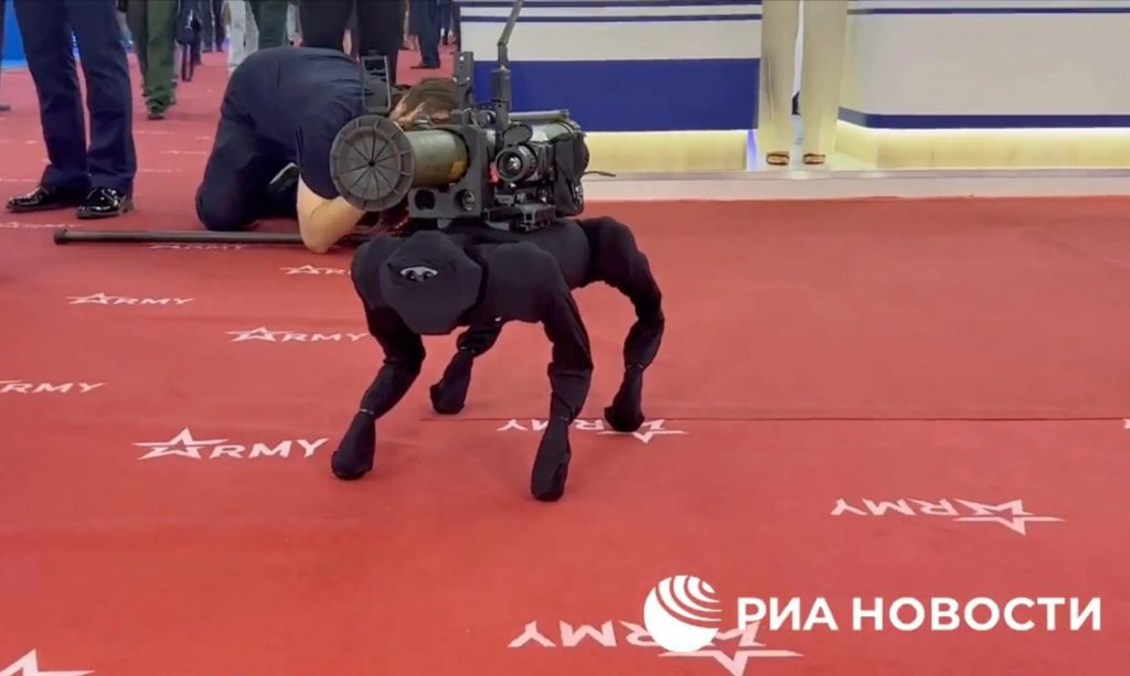 当美国的机器狗还在跳舞，俄罗斯的机器狗已经背上了RPG火箭筒